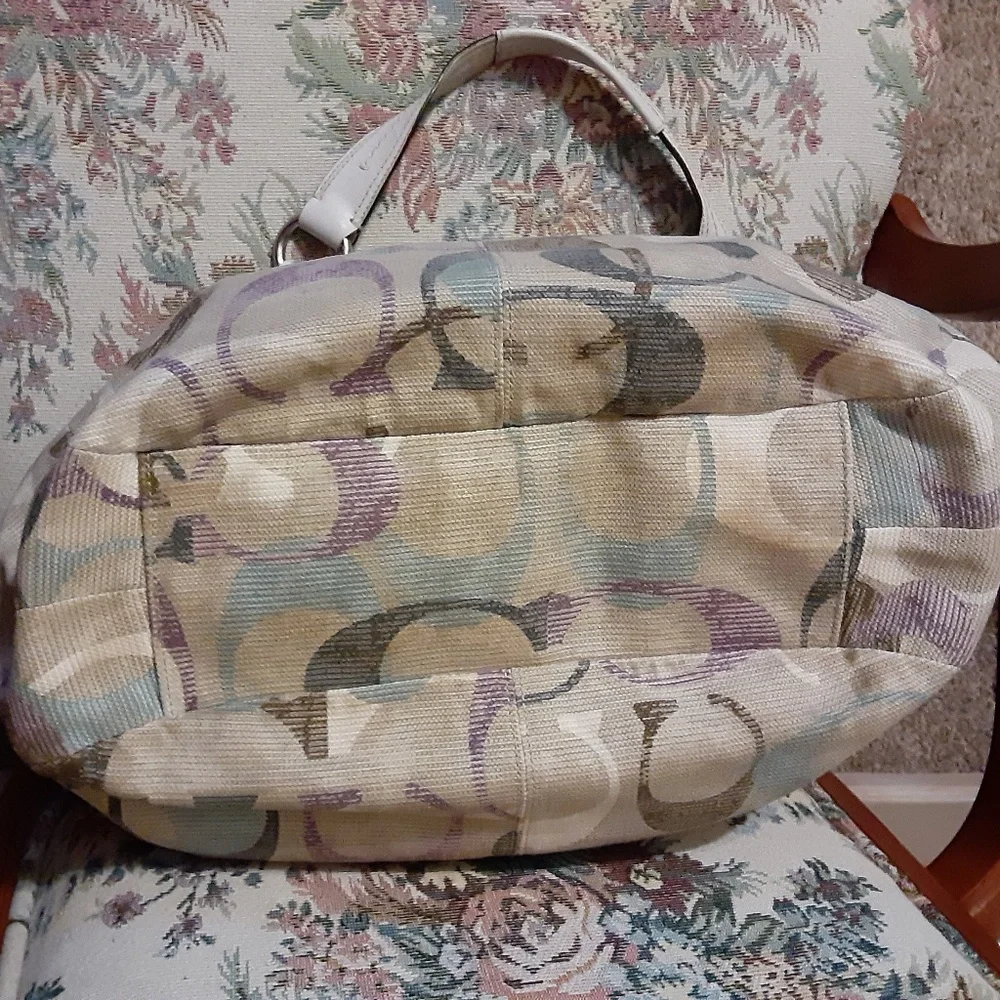 Coach Lynn Soho Multi-Color Optic Art Hobo Shoulder Bag - Picture 16 of 16